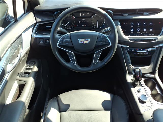 2022 Cadillac XT5 Premium Luxury