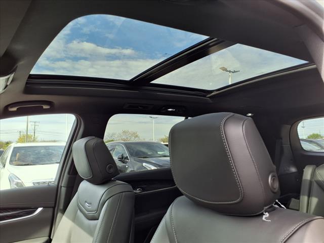 2025 Cadillac XT6 Premium Luxury