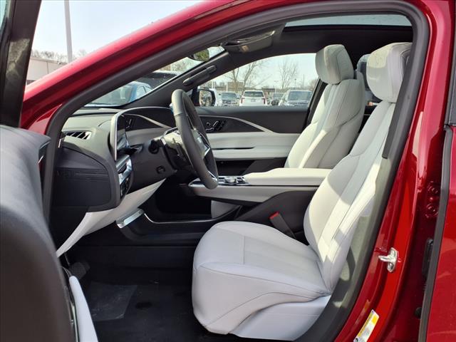2025 Cadillac LYRIQ Sport 1