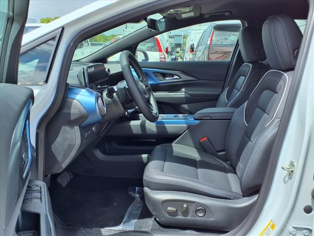 2025 Chevrolet Equinox EV LT2