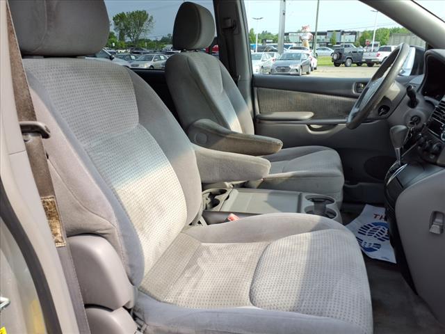 2008 Toyota Sienna LE 7-Passenger