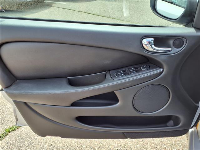 2003 Jaguar X-Type 2.5