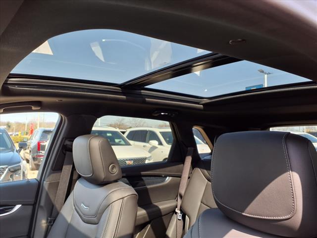 2025 Cadillac XT5 Premium Luxury