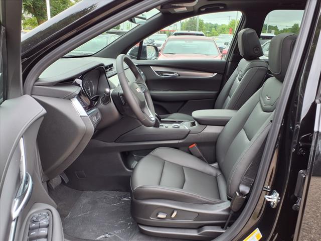 2025 Cadillac XT6 Luxury