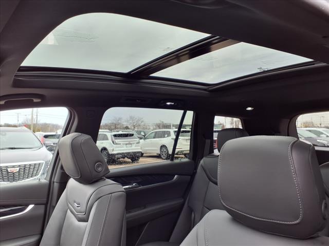 2025 Cadillac XT6 Premium Luxury