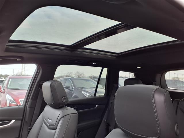 2025 Cadillac XT6 Premium Luxury