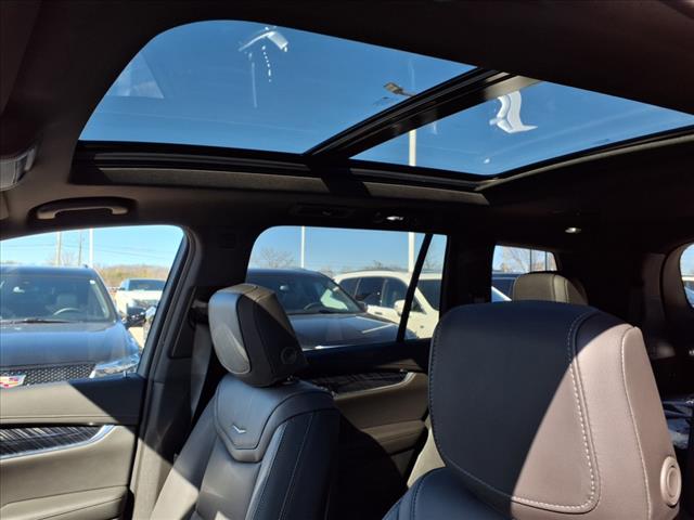 2025 Cadillac XT6 Premium Luxury