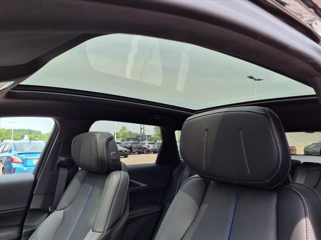 2025 Cadillac LYRIQ Sport 1