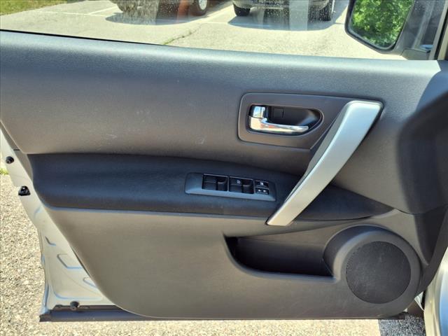 2009 Nissan Rogue S