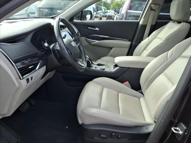 2022 Cadillac XT4 Luxury