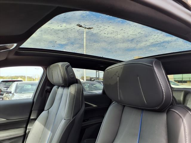 2025 Cadillac LYRIQ Sport 1