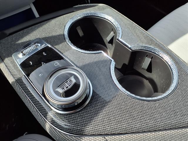2025 Cadillac OPTIQ Sport 2