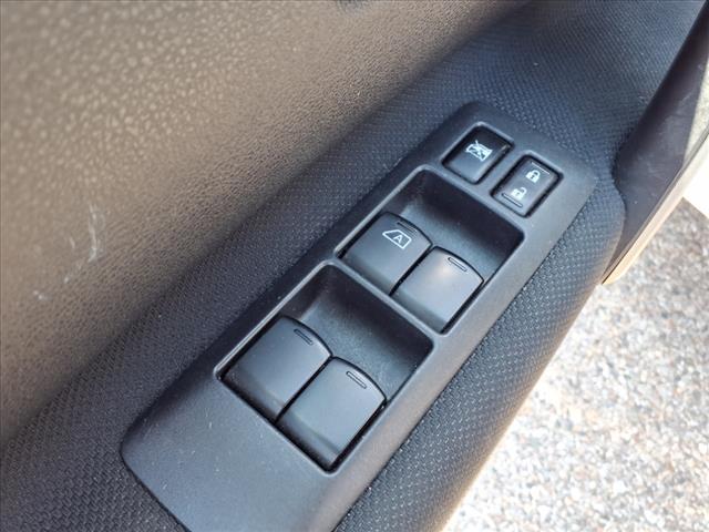 2009 Nissan Rogue S