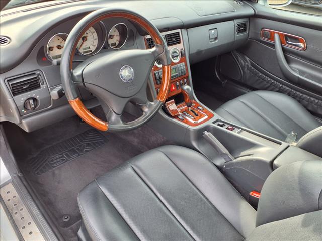 2004 Mercedes-Benz SLK SLK 320