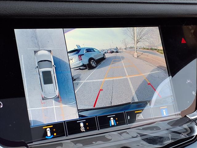 2025 Cadillac XT6 Sport