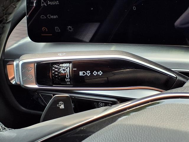 2025 Cadillac LYRIQ Sport 1