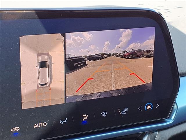 2025 Chevrolet Equinox EV LT 2