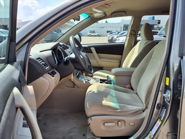 2010 Toyota Highlander Base