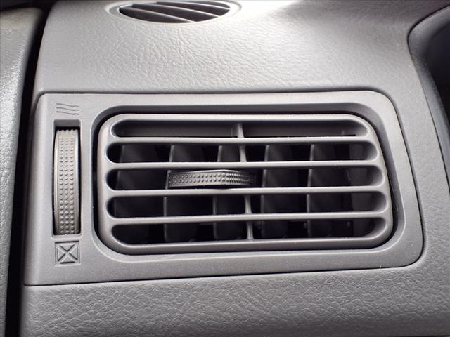 2003 Toyota Corolla LE