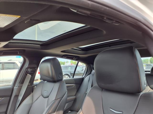 2022 Cadillac CT5 Sport