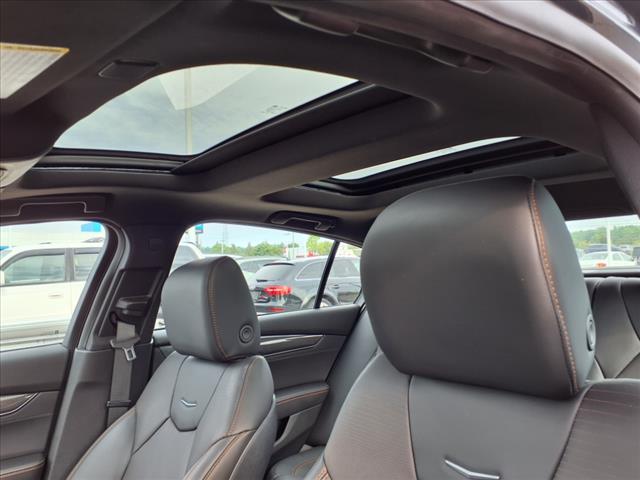 2025 Cadillac CT5 Sport