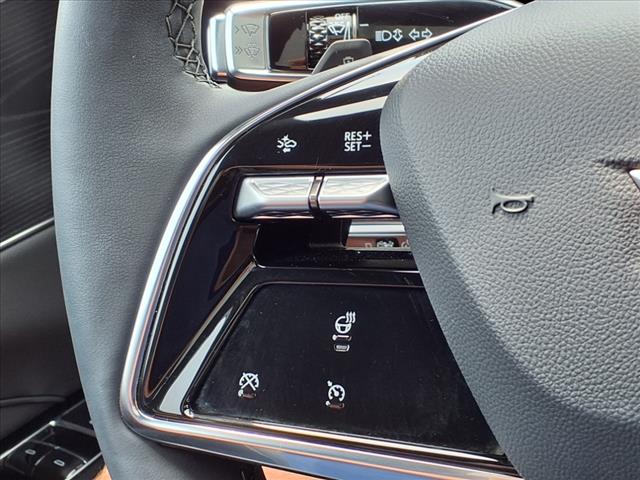 2025 Cadillac LYRIQ Sport 1