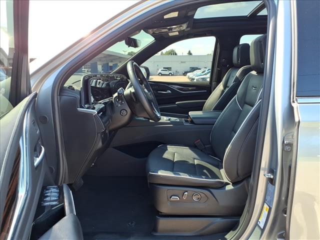 2024 Cadillac Escalade ESV Premium Luxury