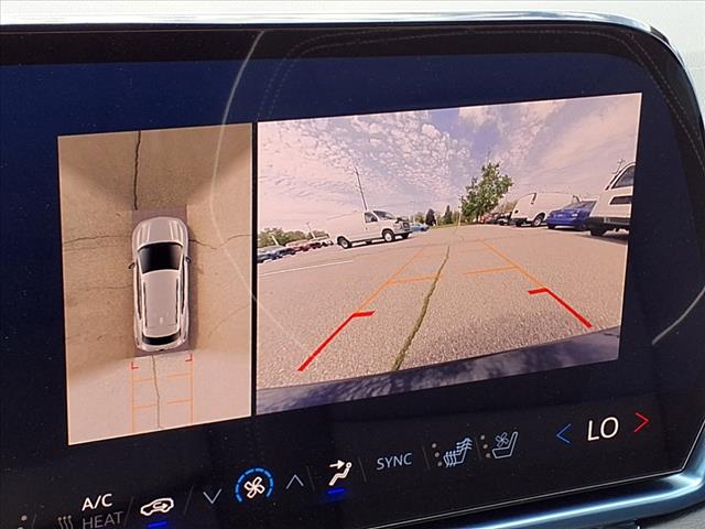 2025 Chevrolet Equinox EV LT2