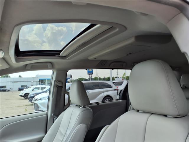 2011 Toyota Sienna XLE 8-Passenger
