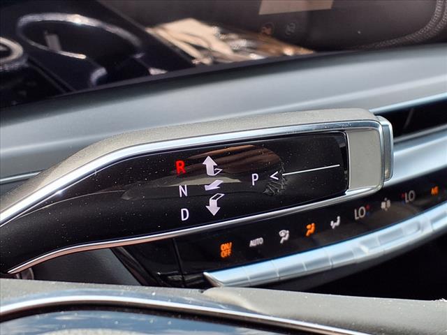 2025 Cadillac LYRIQ Sport 1
