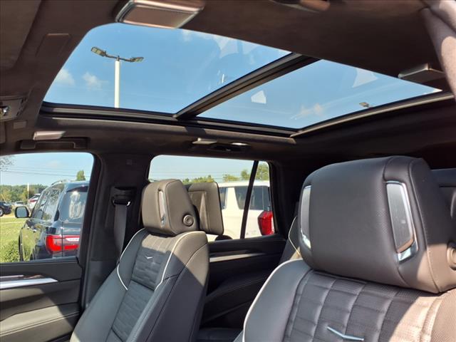 2025 Cadillac Escalade-V Base
