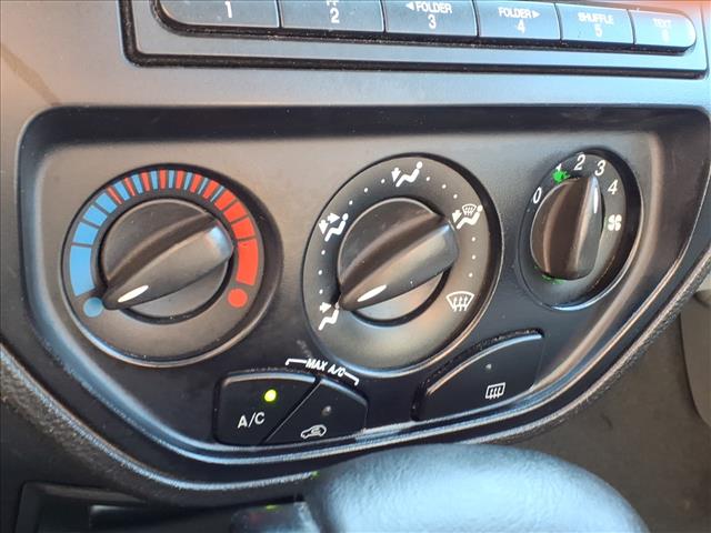 2006 Ford Focus ZX4 SE