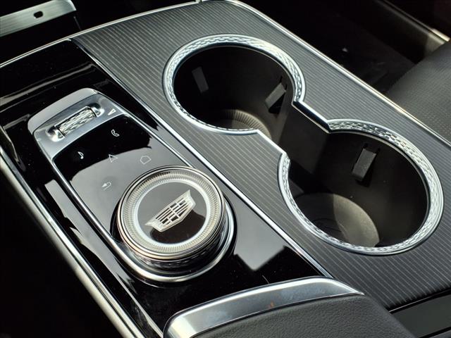 2025 Cadillac LYRIQ Sport 1
