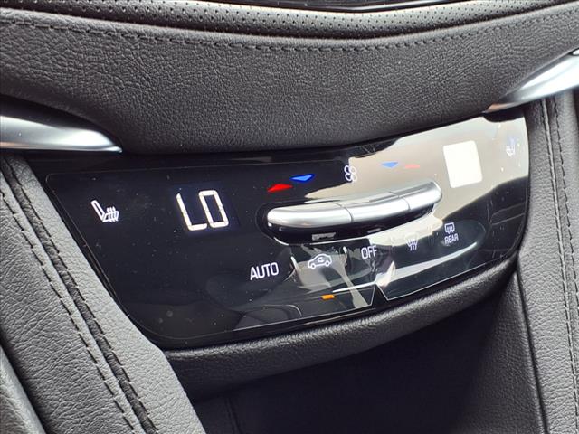 2025 Cadillac XT6 Luxury
