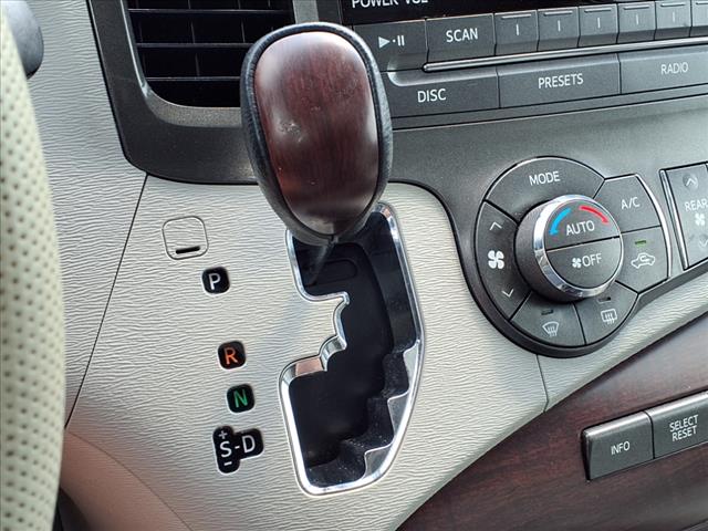 2011 Toyota Sienna XLE 8-Passenger