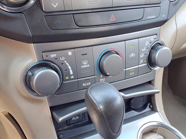 2010 Toyota Highlander Base