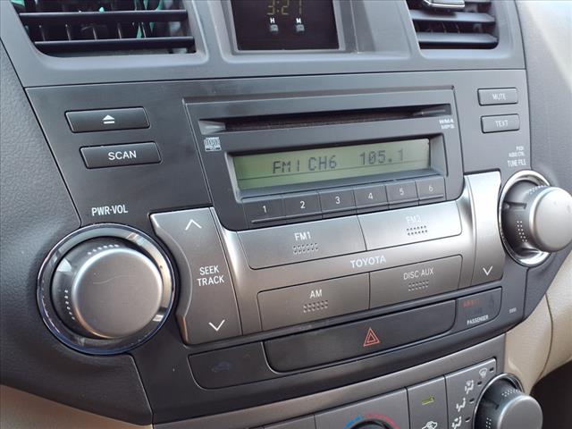 2010 Toyota Highlander Base