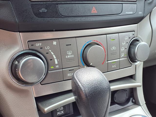 2012 Toyota Highlander Base