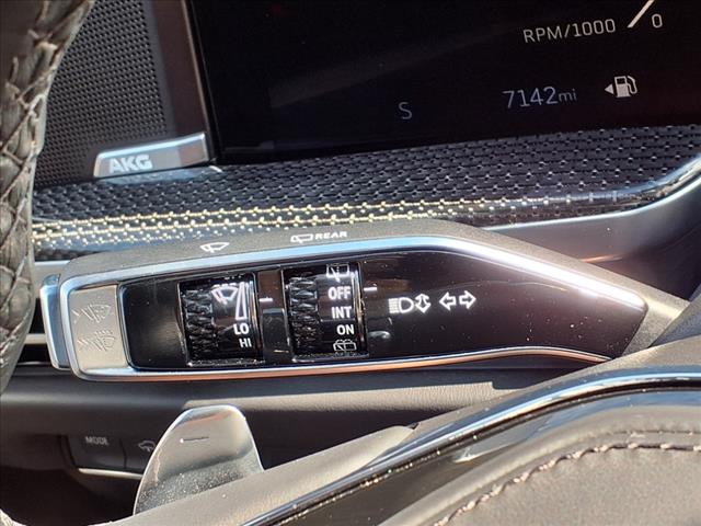 2025 Cadillac Escalade-V Base
