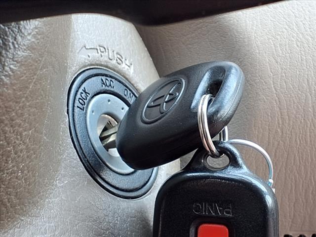 2006 Toyota Corolla LE