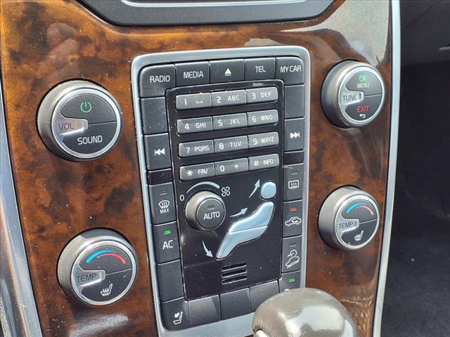 2012 Volvo XC70 3.2