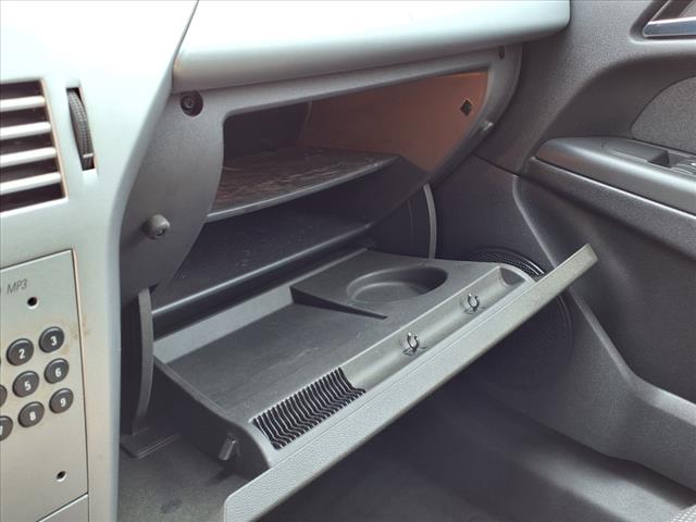 2008 Saturn Astra XR
