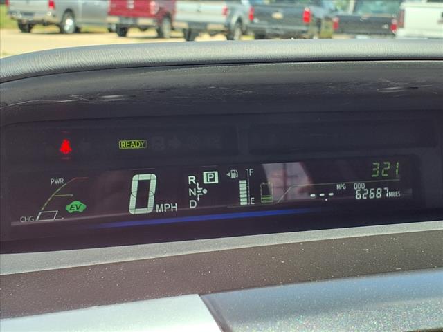 2014 Toyota Prius v Five