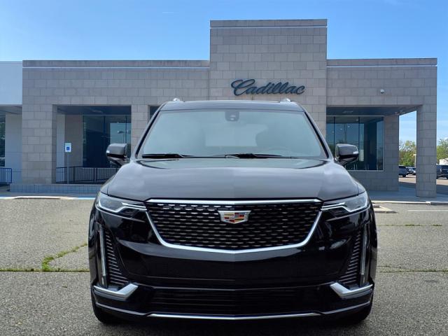 2025 Cadillac XT6 Luxury