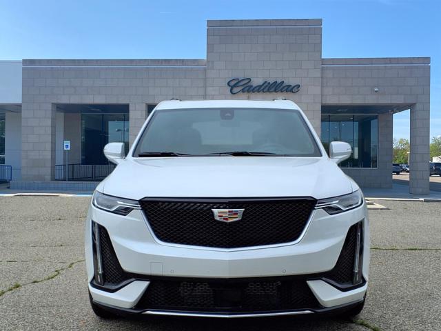 2025 Cadillac XT6 Sport