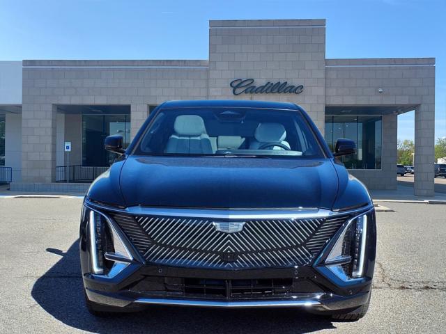 2025 Cadillac LYRIQ Luxury 1