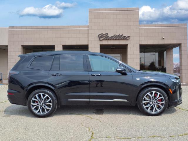 2022 Cadillac XT6 Sport