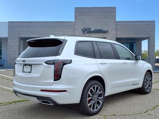 2025 Cadillac XT6 Sport