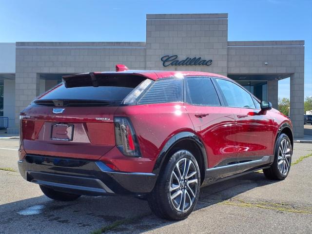 2025 Cadillac OPTIQ Sport 1