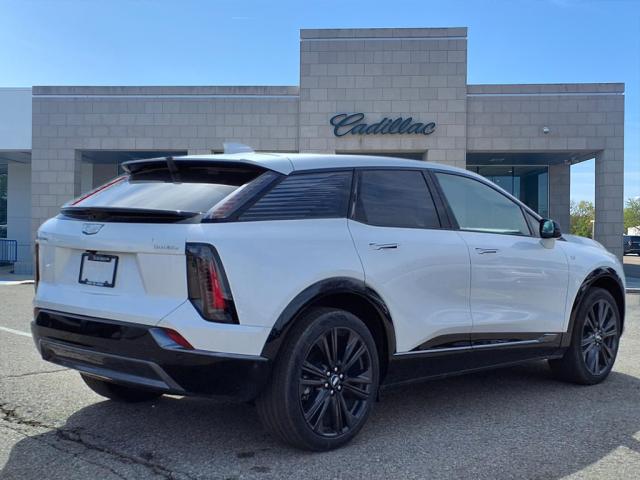 2025 Cadillac OPTIQ Sport 2